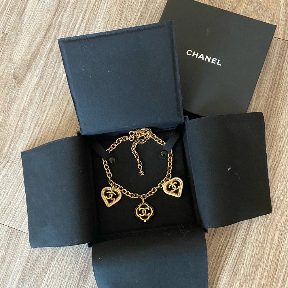 Chanel Chocker - Heart of Hearts - Authentic